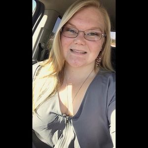 Meet your Posher, Alisha